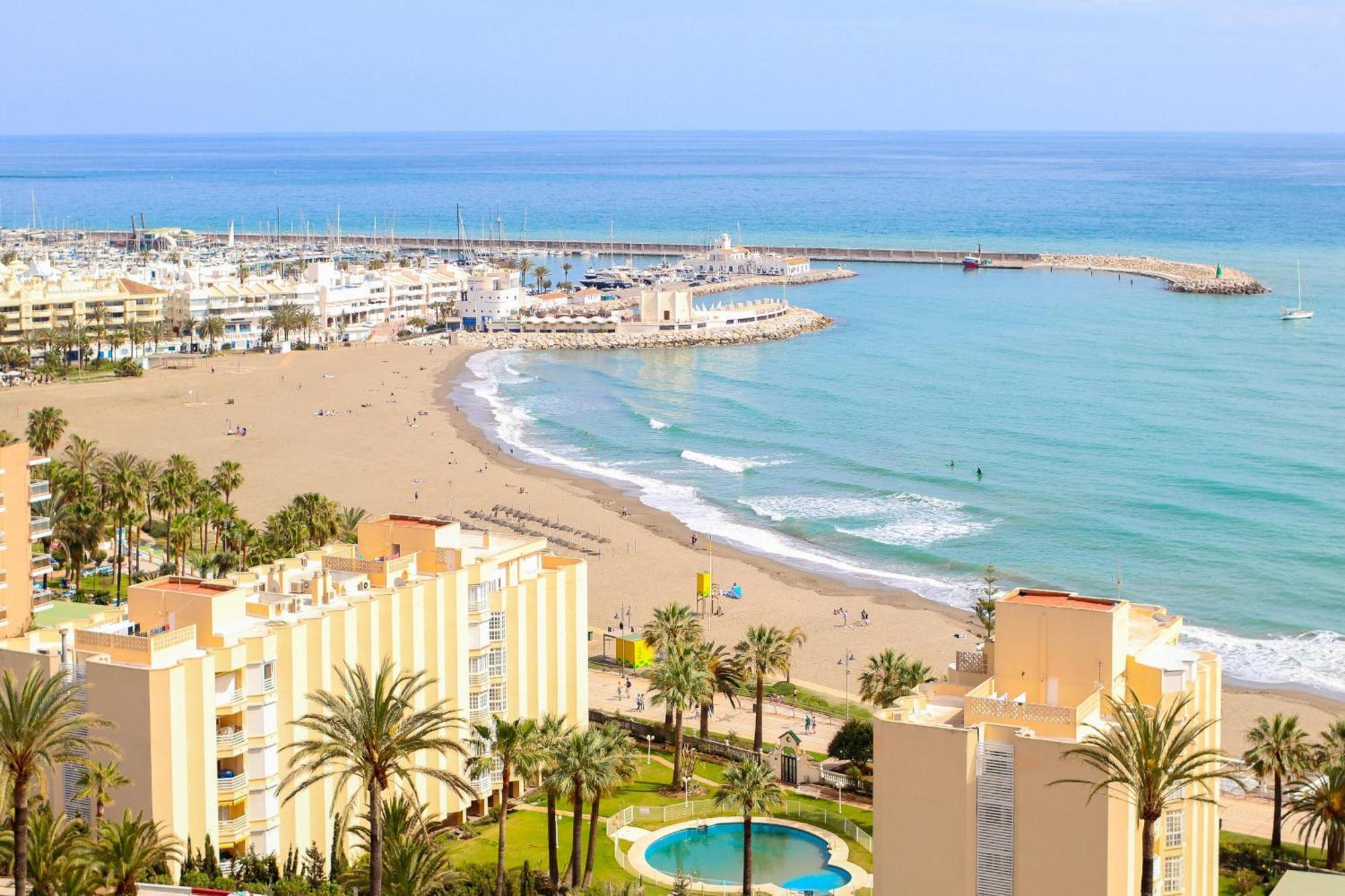 Ferienwohnung Penthouse With Panoramic Views - Puerto Marina Benalmádena Exterior foto