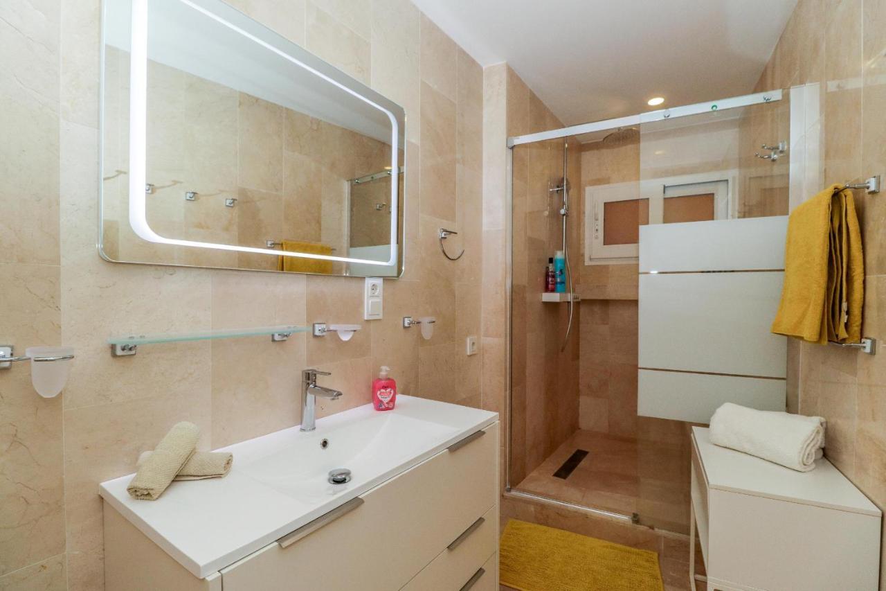 Ferienwohnung Penthouse With Panoramic Views - Puerto Marina Benalmádena Exterior foto